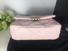 Load image into Gallery viewer, Chanel 19 small light pink lambskin 22p collection
