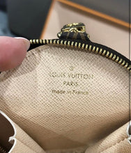 Load image into Gallery viewer, Louis Vuitton multi pochette accessoires khaki
