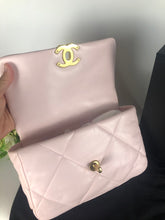 Load image into Gallery viewer, Chanel 19 small light pink lambskin 22p collection
