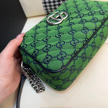 Load image into Gallery viewer, Gucci green marmont crossbody, 24cm
