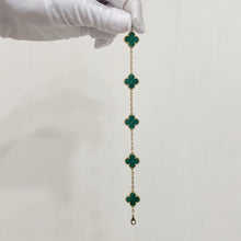 Load image into Gallery viewer, Van Cleef and Arpel green malachite 5 motif bracelet, 18k gold
