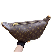 Load image into Gallery viewer, Louis Vuitton monogram bumbag
