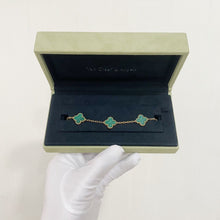 Load image into Gallery viewer, Van Cleef and Arpel green malachite 5 motif bracelet, 18k gold
