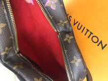 Load image into Gallery viewer, Louis Vuitton fall in love heart bag, HK exclusive limited edition
