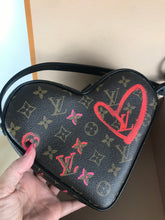 Load image into Gallery viewer, Louis Vuitton fall in love heart bag, HK exclusive limited edition
