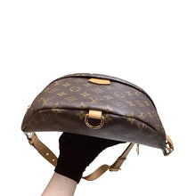 Load image into Gallery viewer, Louis Vuitton monogram bumbag
