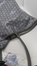 Load and play video in Gallery viewer, Goyard tote GM with pouch
