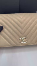 Load and play video in Gallery viewer, Chanel chevron beige medium statement flap
