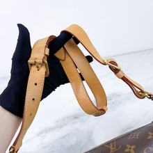 Load image into Gallery viewer, Louis Vuitton monogram bumbag
