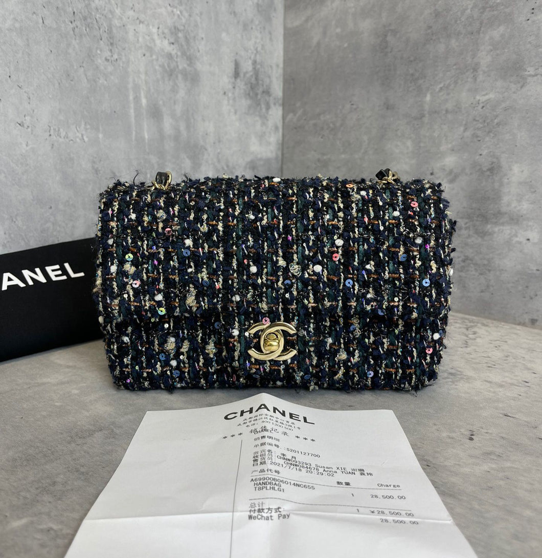 Chanel mini tweed black with gold hdw