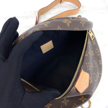 Load image into Gallery viewer, Louis Vuitton monogram bumbag
