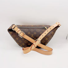 Load image into Gallery viewer, Louis Vuitton bumbag
