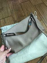 Load image into Gallery viewer, Lowe beige missy bag
