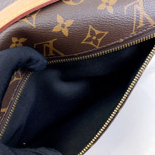 Load image into Gallery viewer, Louis Vuitton monogram bumbag
